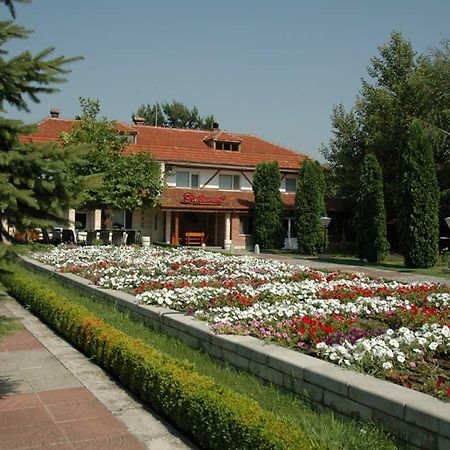 Motel Paradise Oryakhovo Exterior photo
